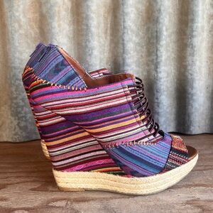 Chinese laundry wedge shoe